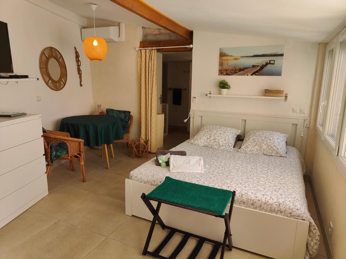 Petite Etoile De Mer - Studio Hyper Equipe A 150M D'Une Plage De Sable Fin Grande Terrasse Presqu'Ile De Charme Сен-Мандрие-сюр-Мер Экстерьер фото
